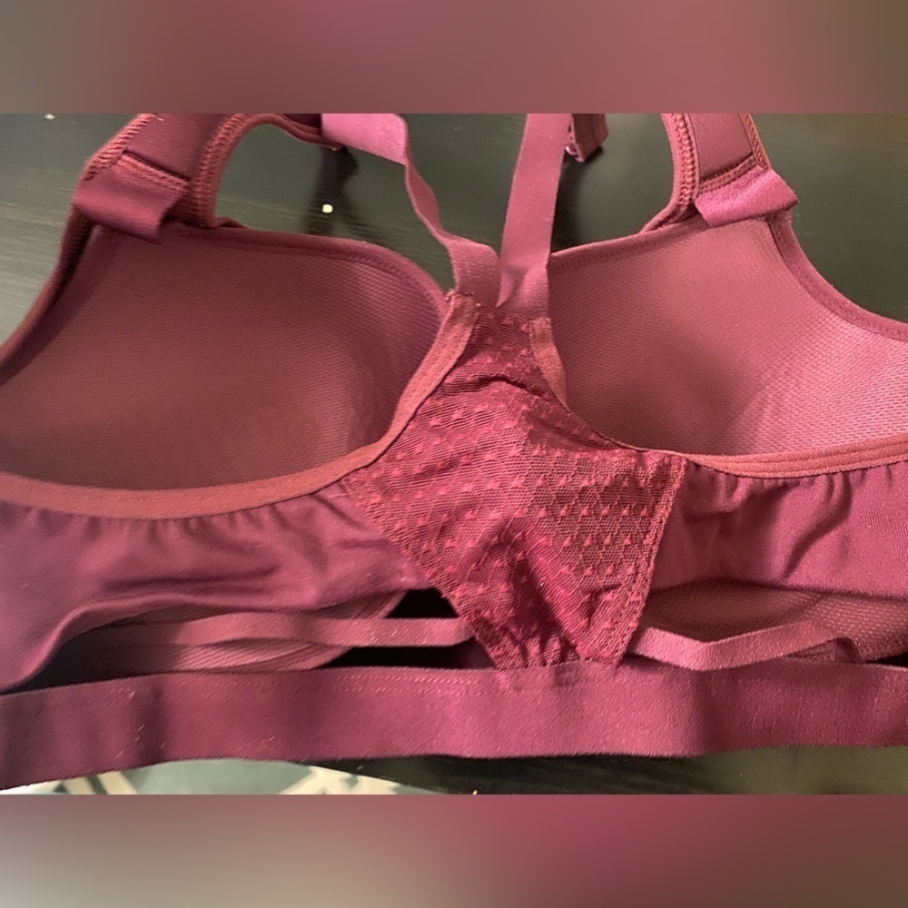 Victoria Sport bra - Picture 3 of 7